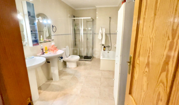 Odsprzedaż - Villa - Daya Nueva - Costa Blanca