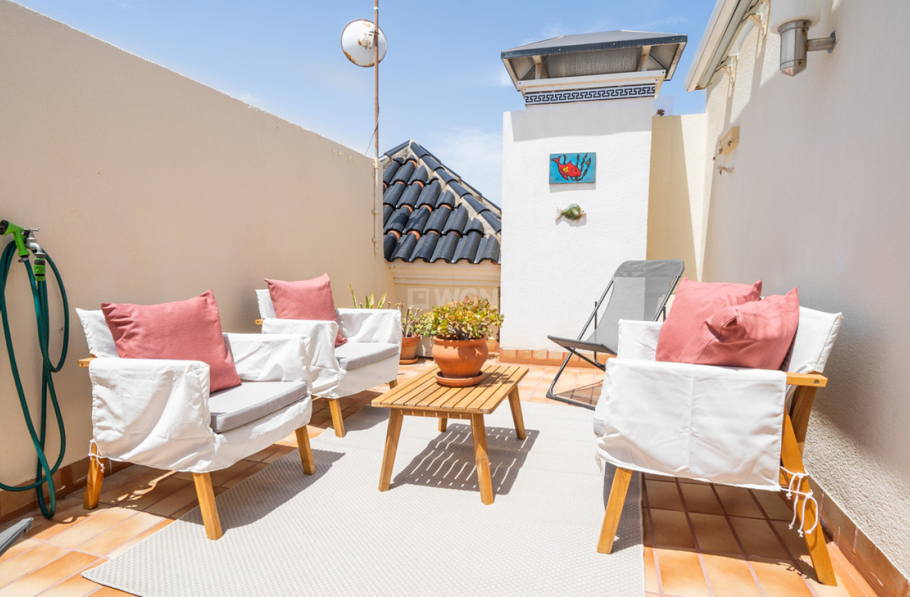 Odsprzedaż - Mieszkanie w bloku - Torrevieja - Costa Blanca