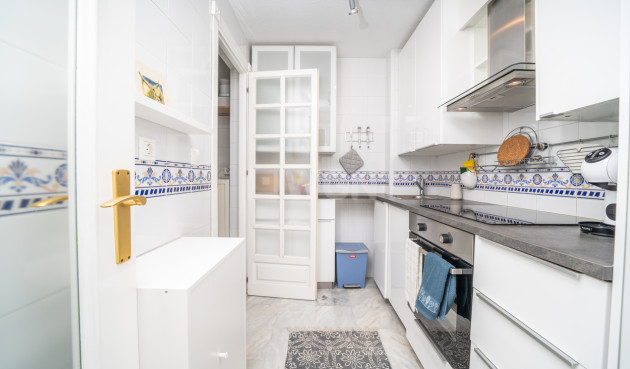 Odsprzedaż - Mieszkanie w bloku - Torrevieja - Costa Blanca