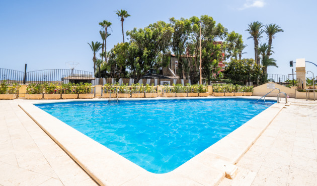 Odsprzedaż - Mieszkanie w bloku - Torrevieja - Costa Blanca