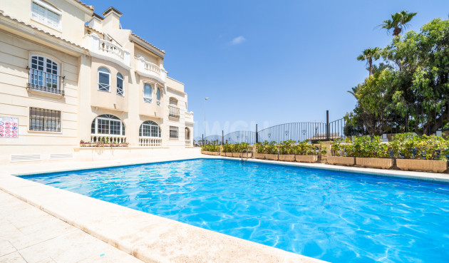 Odsprzedaż - Mieszkanie w bloku - Torrevieja - Costa Blanca