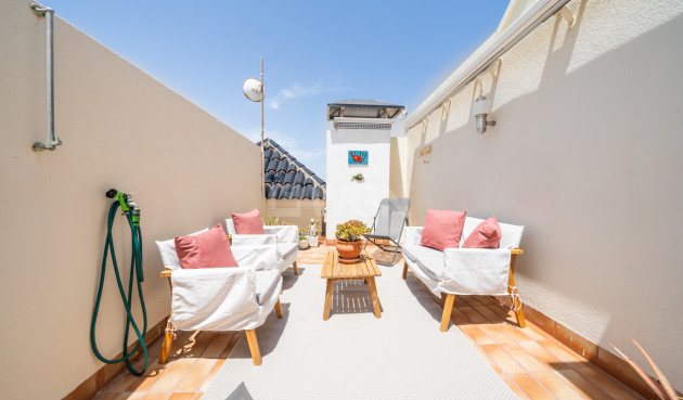 Odsprzedaż - Mieszkanie w bloku - Torrevieja - Costa Blanca
