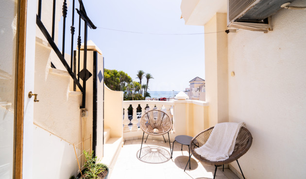 Odsprzedaż - Mieszkanie w bloku - Torrevieja - Costa Blanca