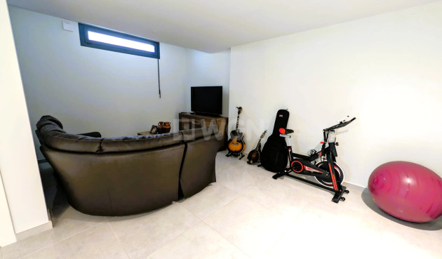 Odsprzedaż - Villa - Cabo Roig - Costa Blanca