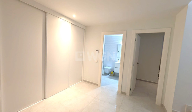 Odsprzedaż - Villa - Cabo Roig - Costa Blanca
