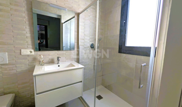 Odsprzedaż - Villa - Cabo Roig - Costa Blanca