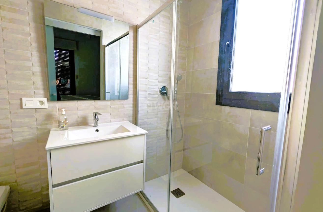 Odsprzedaż - Villa - Cabo Roig - Costa Blanca