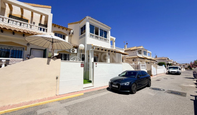 Odsprzedaż - Kamienica - Orihuela Costa - Costa Blanca