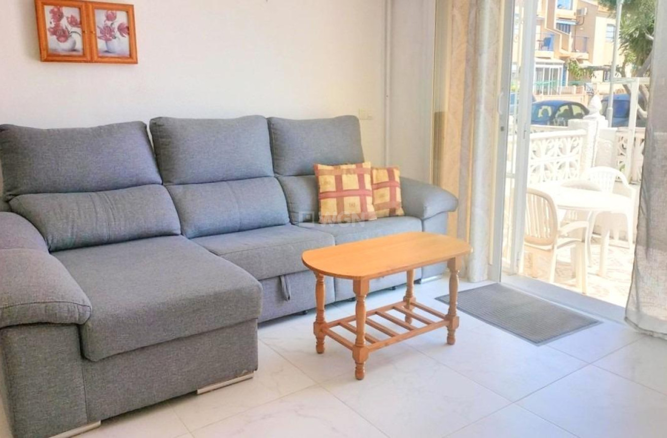 Odsprzedaż - Bungalow - Torrevieja - La Siesta - El Salado - Torreta