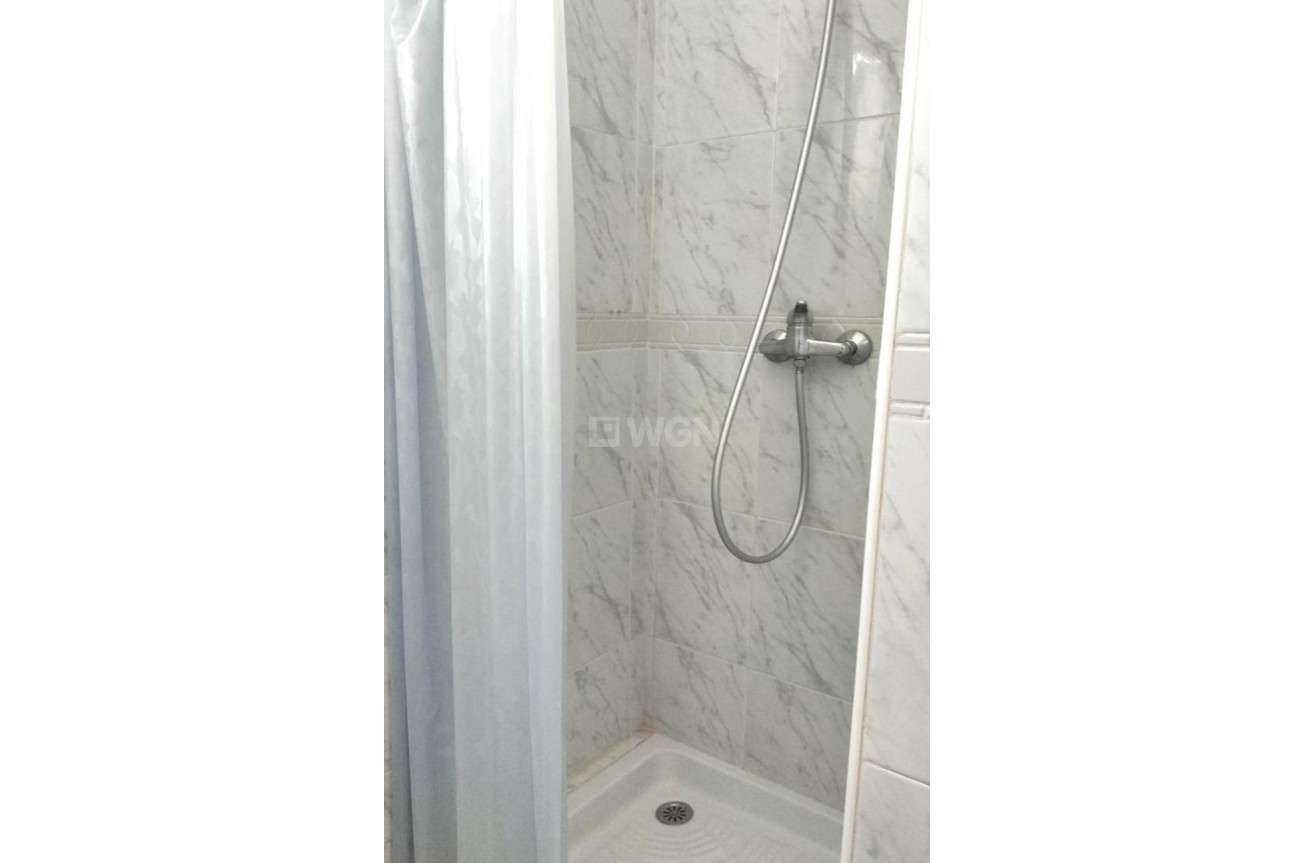 Odsprzedaż - Bungalow - Torrevieja - La Siesta - El Salado - Torreta