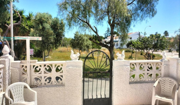Odsprzedaż - Bungalow - Torrevieja - La Siesta - El Salado - Torreta
