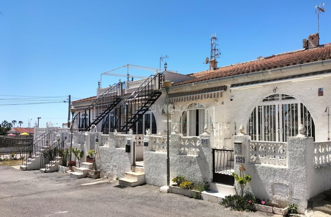 Odsprzedaż - Bungalow - Torrevieja - La Siesta - El Salado - Torreta