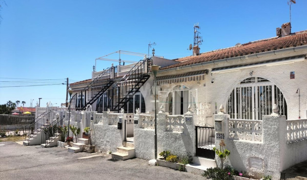 Odsprzedaż - Bungalow - Torrevieja - La Siesta - El Salado - Torreta