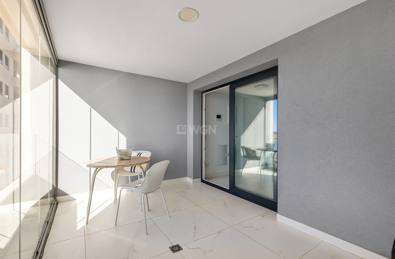 Odsprzedaż - Mieszkanie w bloku - Torrevieja - Costa Blanca