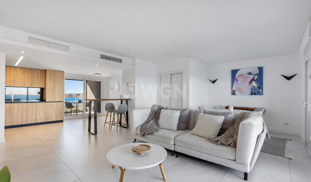 Odsprzedaż - Mieszkanie w bloku - Torrevieja - Costa Blanca