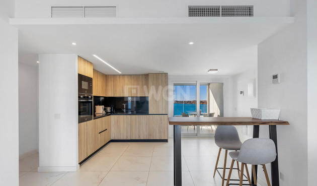 Odsprzedaż - Mieszkanie w bloku - Torrevieja - Costa Blanca