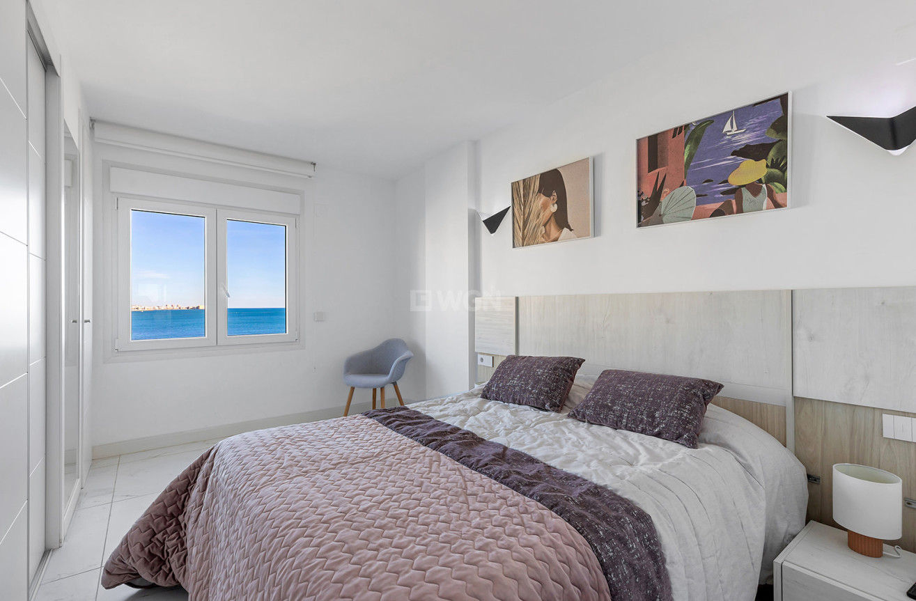 Odsprzedaż - Mieszkanie w bloku - Torrevieja - Costa Blanca