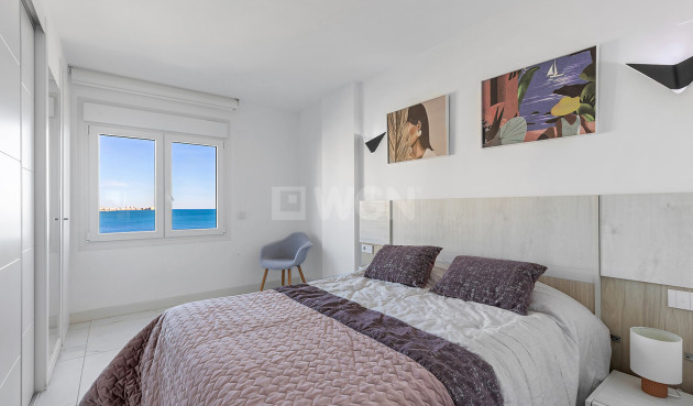 Odsprzedaż - Mieszkanie w bloku - Torrevieja - Costa Blanca