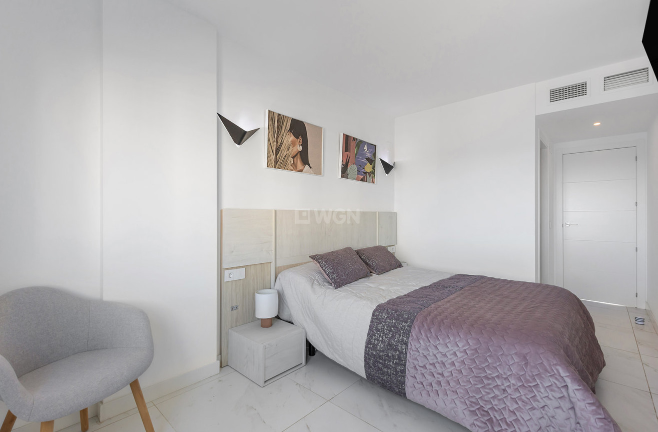 Odsprzedaż - Mieszkanie w bloku - Torrevieja - Costa Blanca