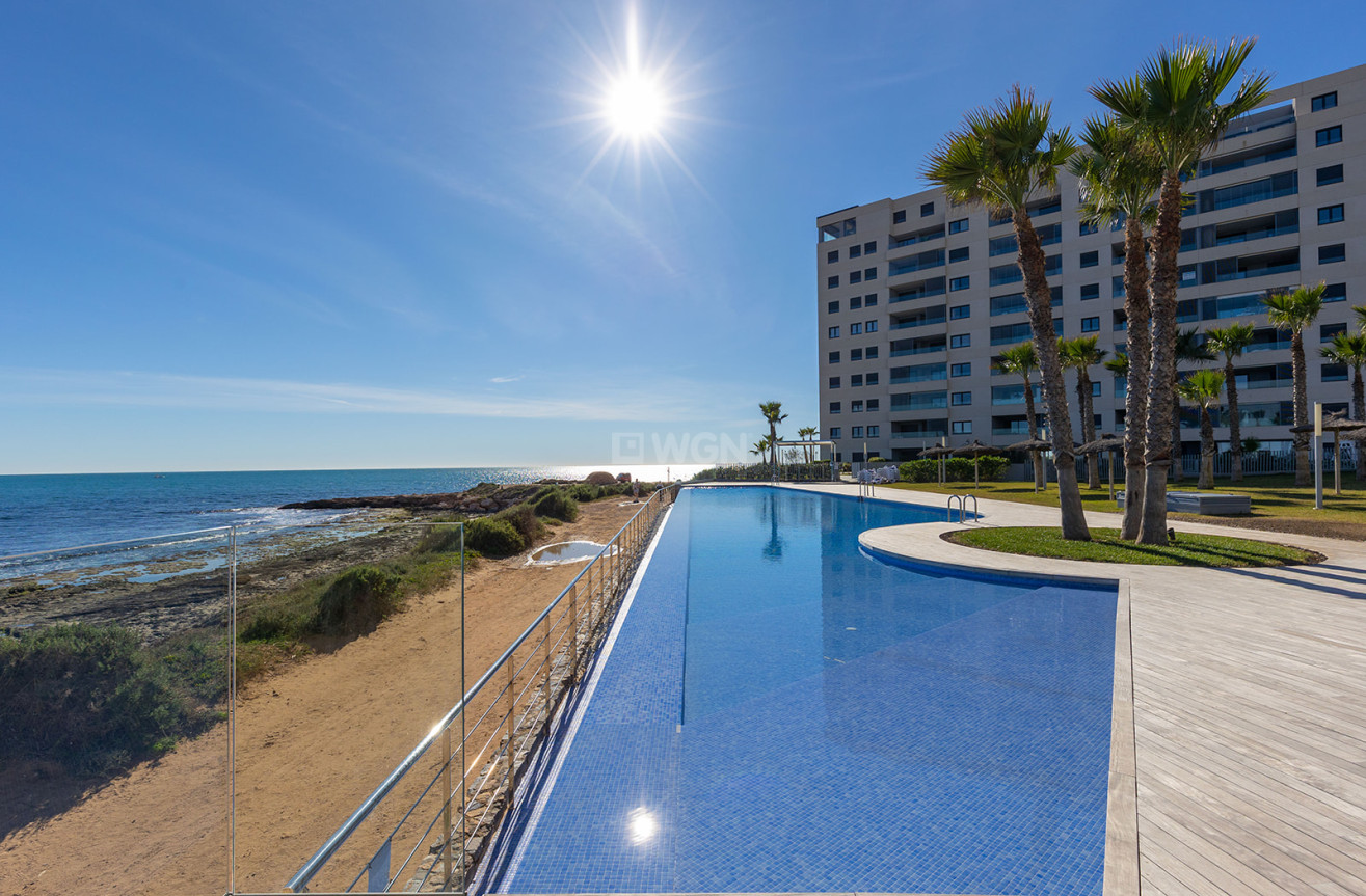 Odsprzedaż - Mieszkanie w bloku - Torrevieja - Costa Blanca