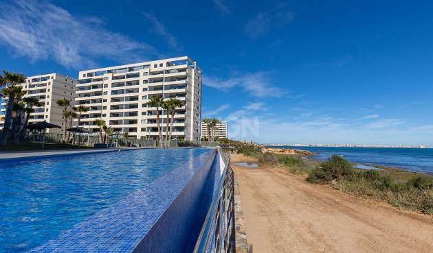 Odsprzedaż - Mieszkanie w bloku - Torrevieja - Costa Blanca