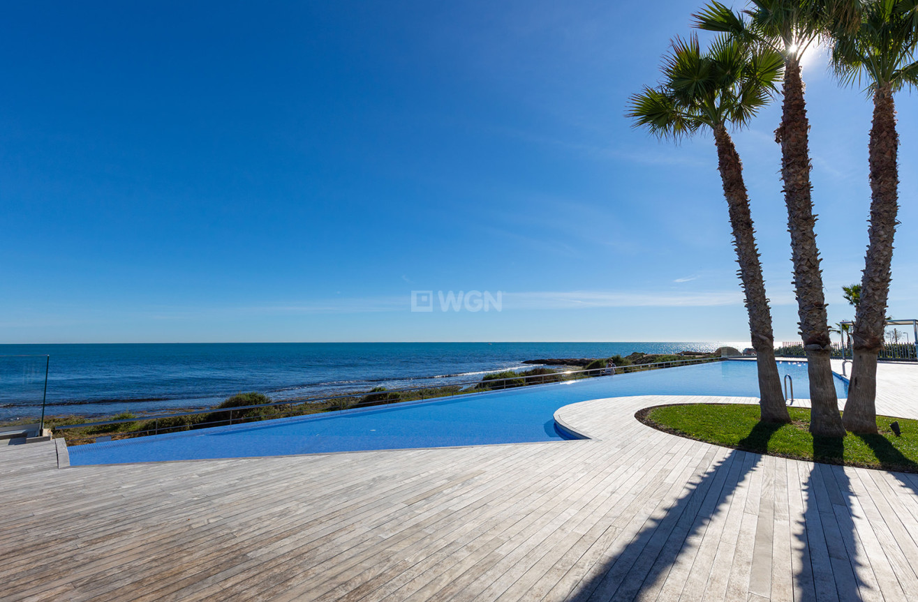 Odsprzedaż - Mieszkanie w bloku - Torrevieja - Costa Blanca