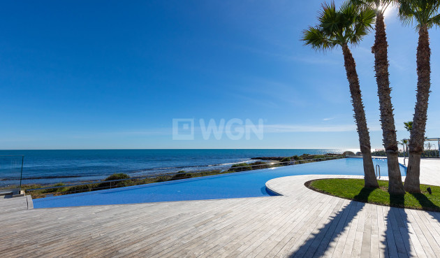 Odsprzedaż - Mieszkanie w bloku - Torrevieja - Costa Blanca