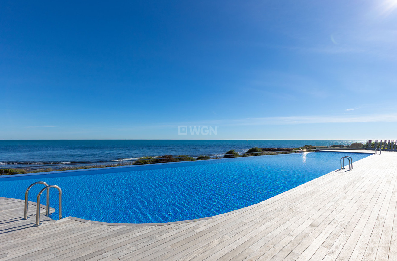 Odsprzedaż - Mieszkanie w bloku - Torrevieja - Costa Blanca