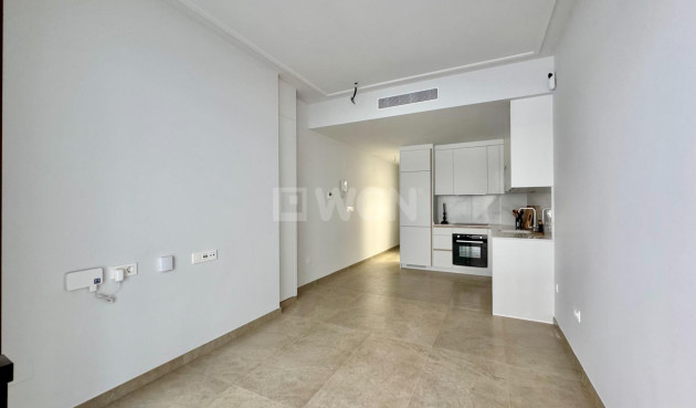 Odsprzedaż - Mieszkanie w bloku - Torrevieja - Habaneras