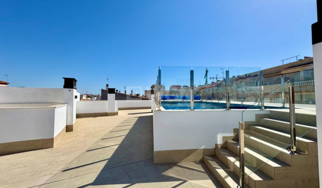Odsprzedaż - Mieszkanie w bloku - Torrevieja - Habaneras