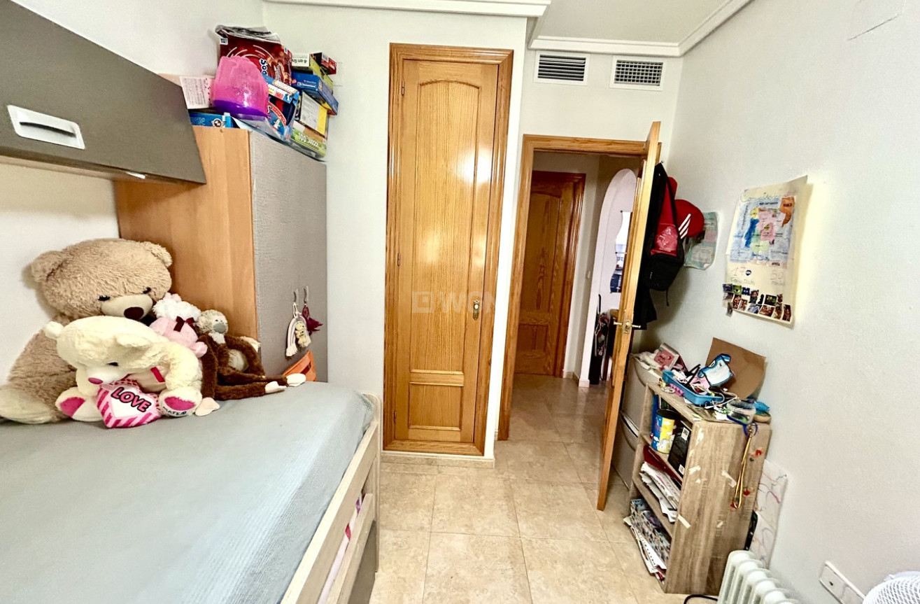 Odsprzedaż - Mieszkanie w bloku - Torremendo - Costa Blanca