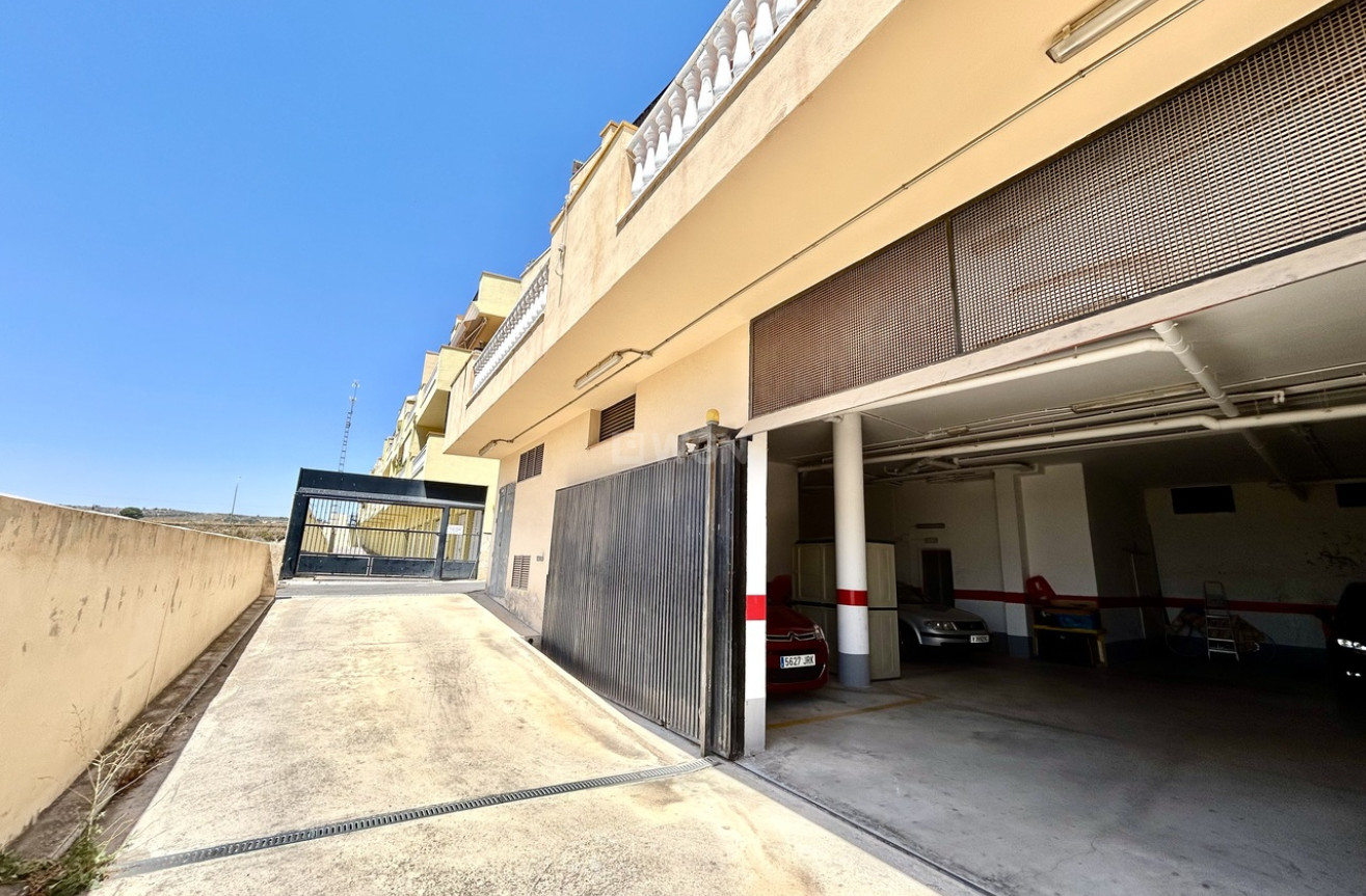 Odsprzedaż - Mieszkanie w bloku - Torremendo - Costa Blanca