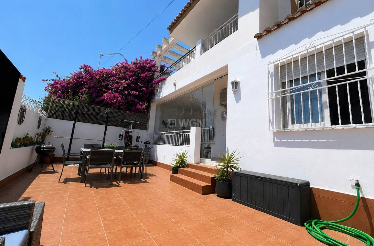 Odsprzedaż - Mieszkanie w bloku - Cabo Roig - Costa Blanca