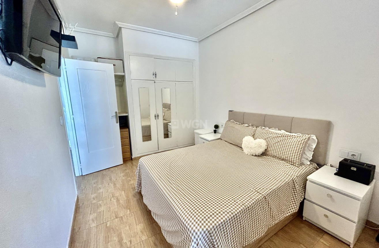 Odsprzedaż - Mieszkanie w bloku - Cabo Roig - Costa Blanca