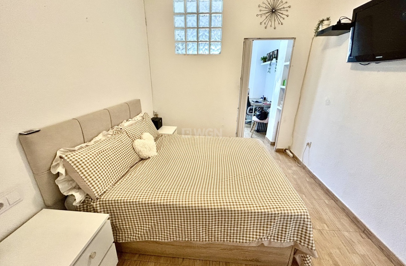 Odsprzedaż - Mieszkanie w bloku - Cabo Roig - Costa Blanca