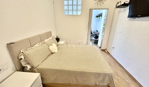 Odsprzedaż - Mieszkanie w bloku - Cabo Roig - Costa Blanca