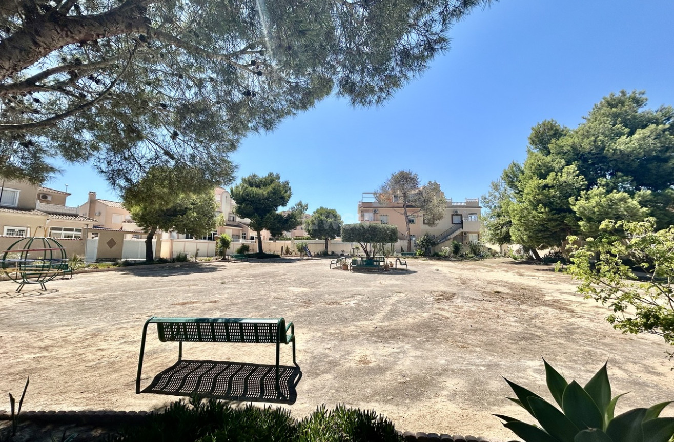 Odsprzedaż - Mieszkanie w bloku - Cabo Roig - Costa Blanca