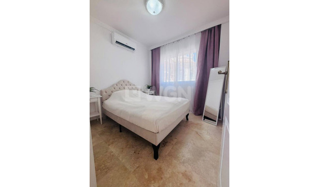Odsprzedaż - Villa - Villamartin - Costa Blanca
