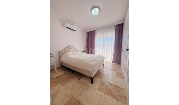 Odsprzedaż - Villa - Villamartin - Costa Blanca