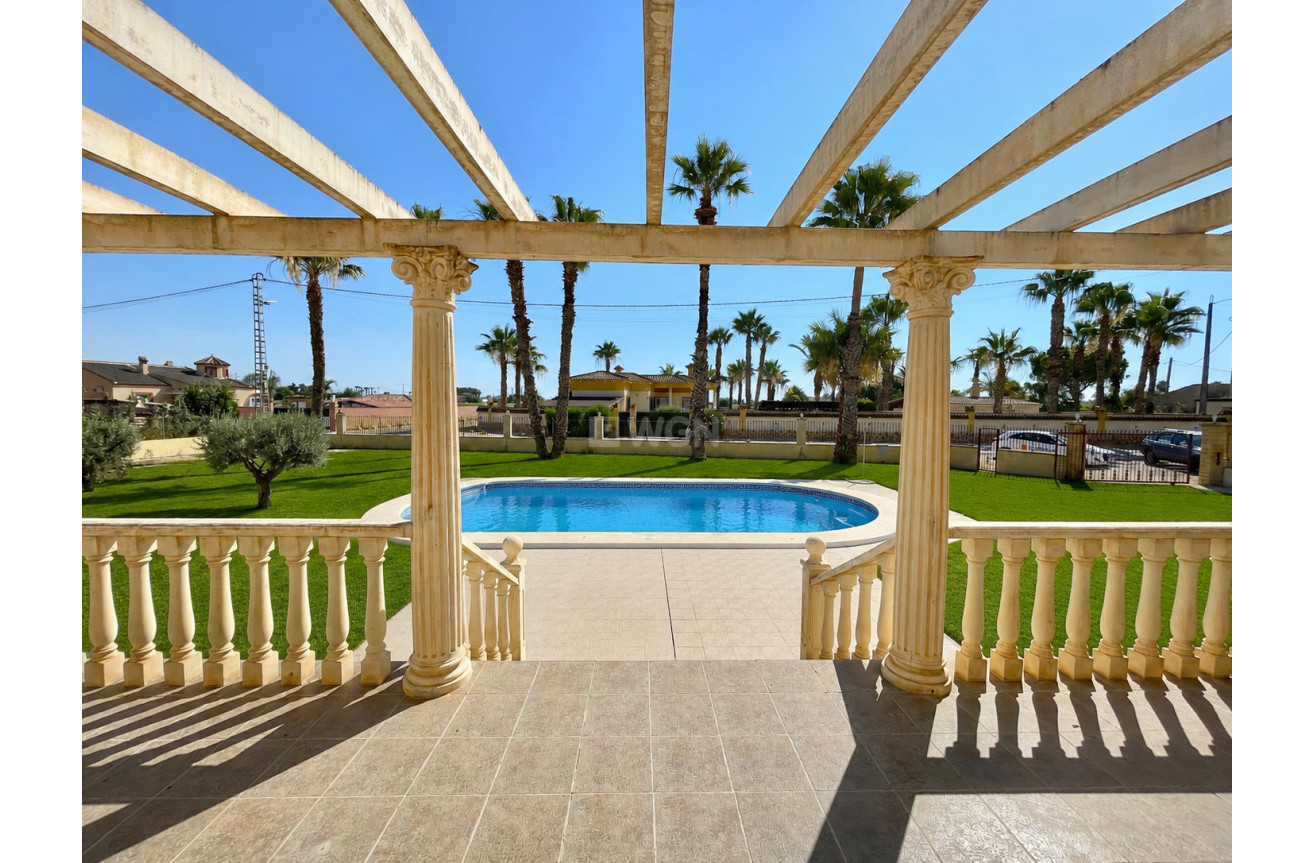 Odsprzedaż - Villa - Catral - Costa Blanca