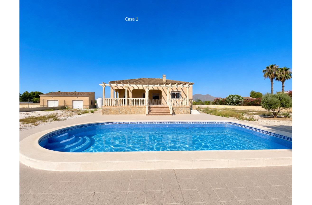 Odsprzedaż - Villa - Catral - Costa Blanca