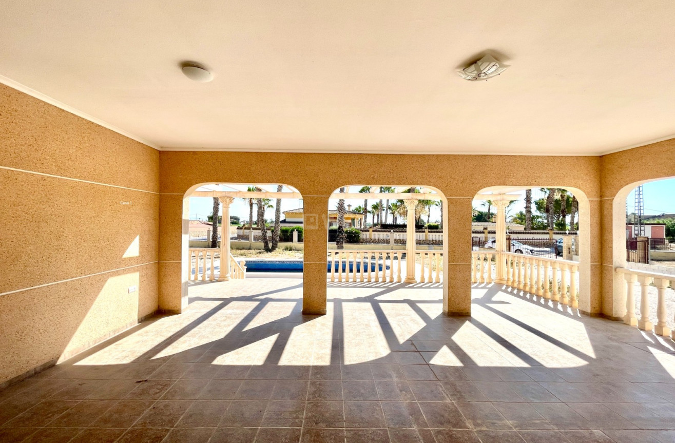 Odsprzedaż - Villa - Catral - Costa Blanca