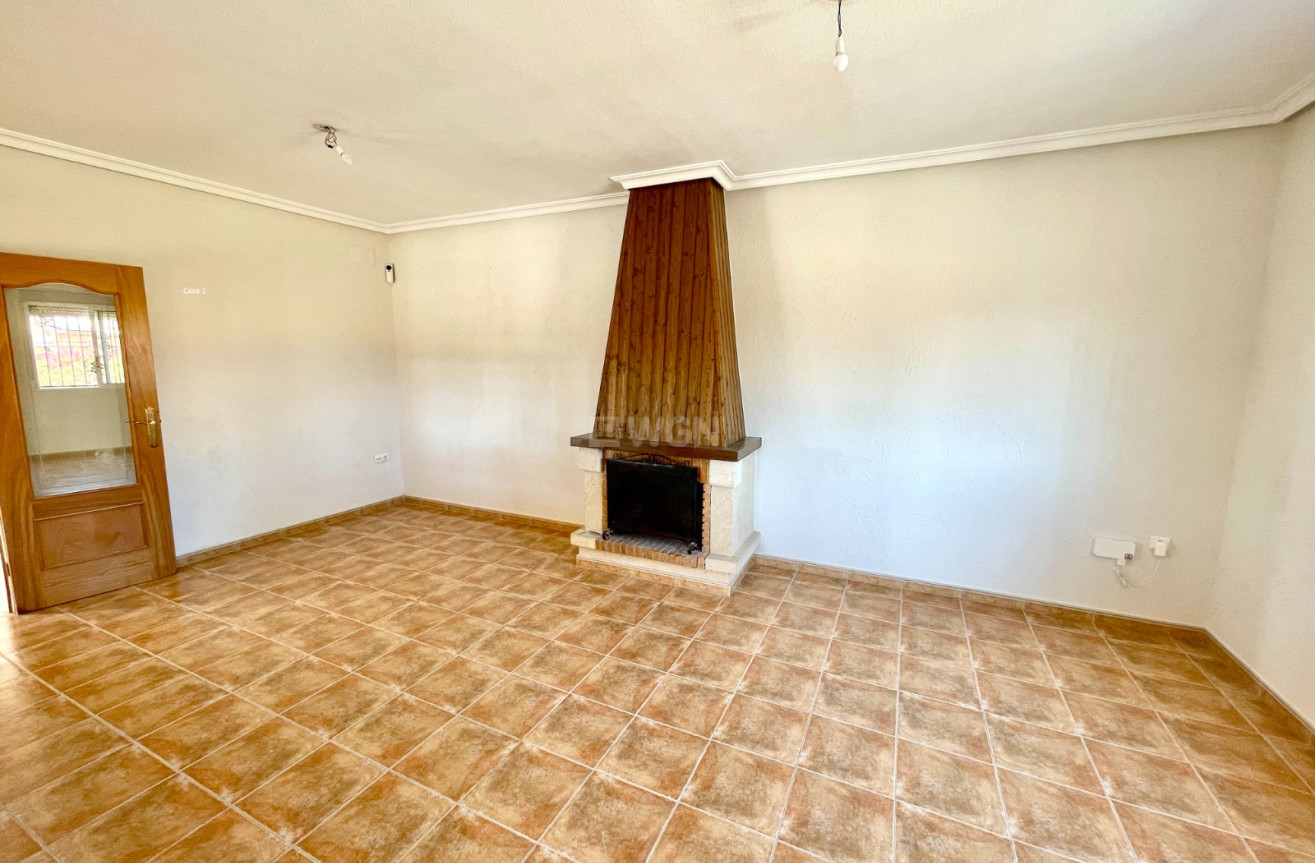 Odsprzedaż - Villa - Catral - Costa Blanca
