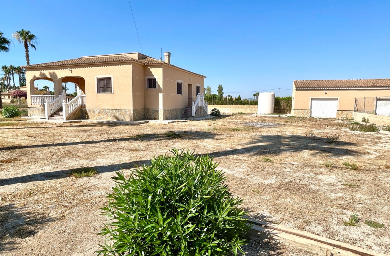 Odsprzedaż - Villa - Catral - Costa Blanca