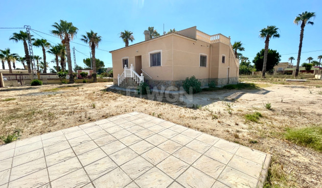 Odsprzedaż - Villa - Catral - Costa Blanca