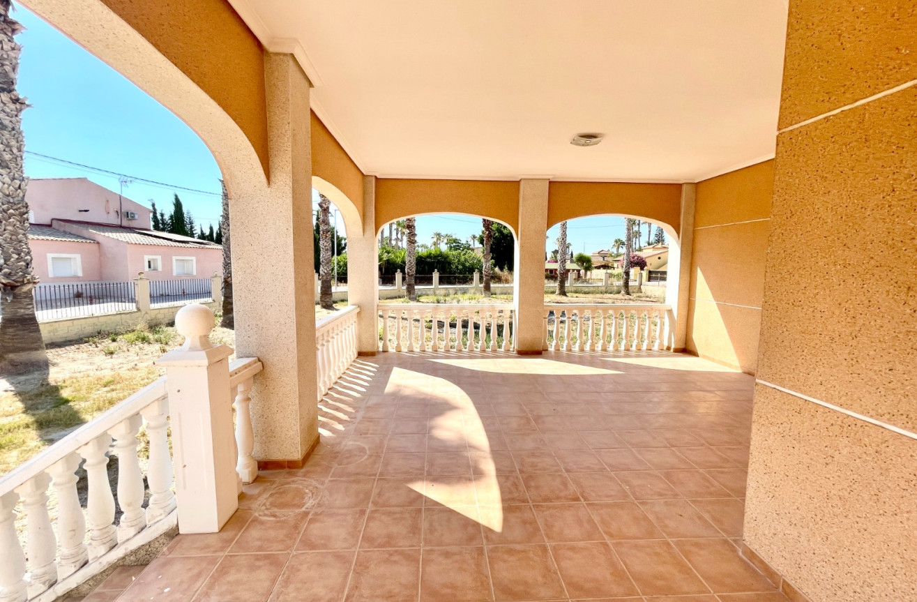 Odsprzedaż - Villa - Catral - Costa Blanca