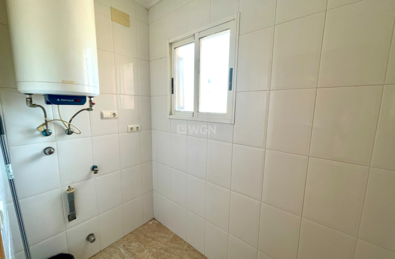 Odsprzedaż - Villa - Catral - Costa Blanca
