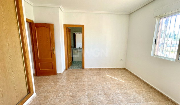Odsprzedaż - Villa - Catral - Costa Blanca