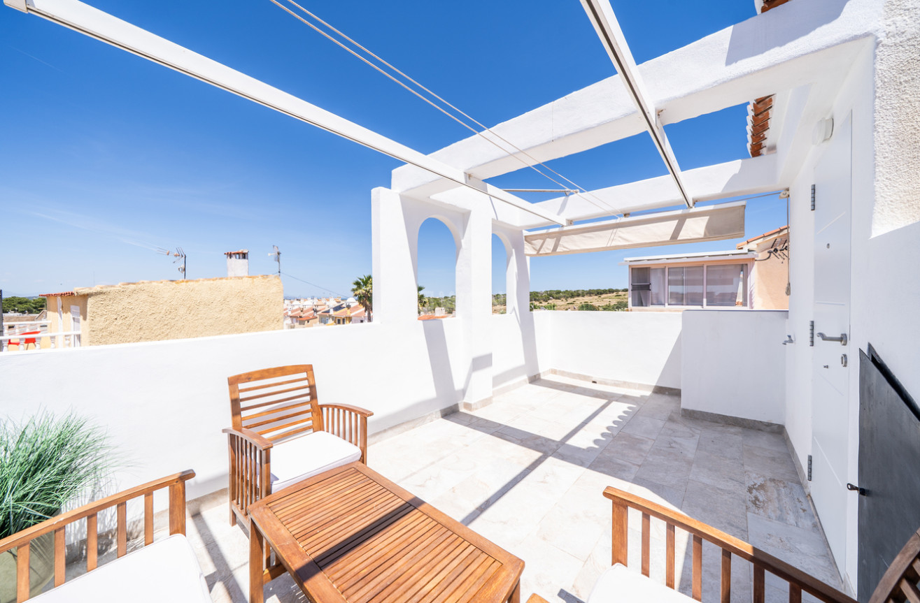 Odsprzedaż - Mieszkanie w bloku - Torrevieja - El Chaparral