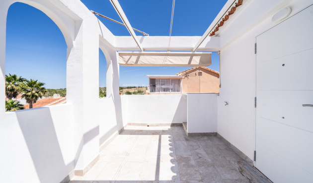 Odsprzedaż - Mieszkanie w bloku - Torrevieja - El Chaparral